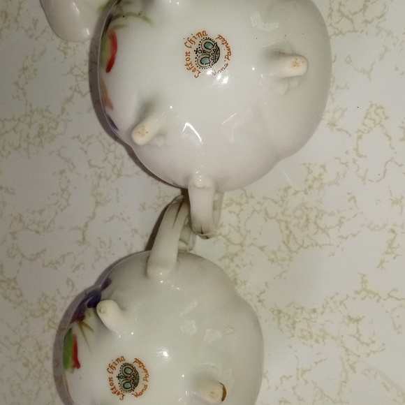 Vintage Lefton China hand painted miniature sugar and creamer - Picture 3 of 3